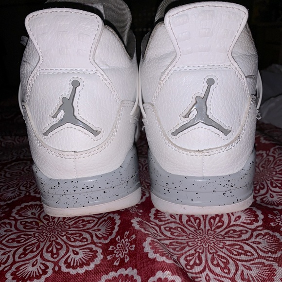 white oreo jordan 4 women
